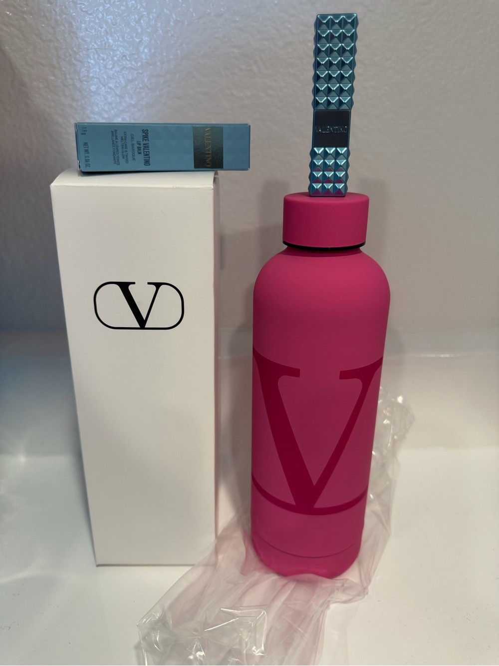 Valentino Beauty Pink Water Bottle + Spike Ciel Baroque Lip Balm Set NEW